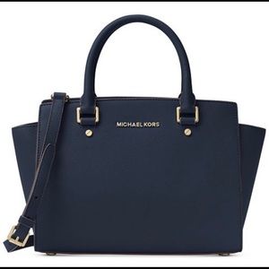 Michael Kors purse set